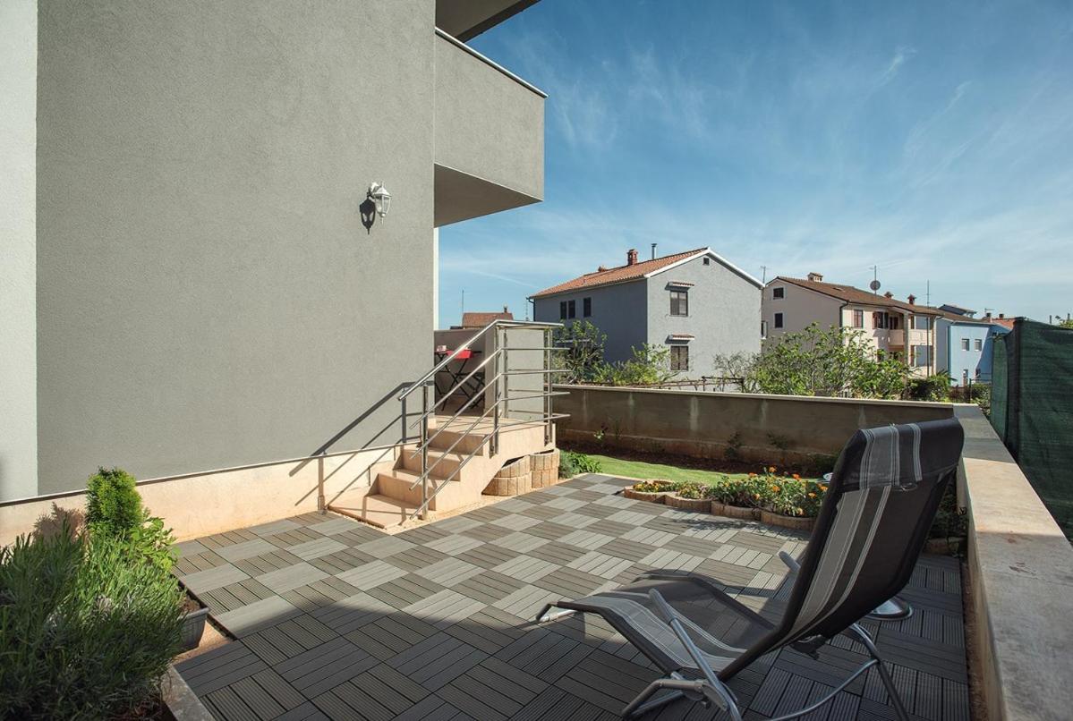 Apartments Elviana 普拉 外观 照片