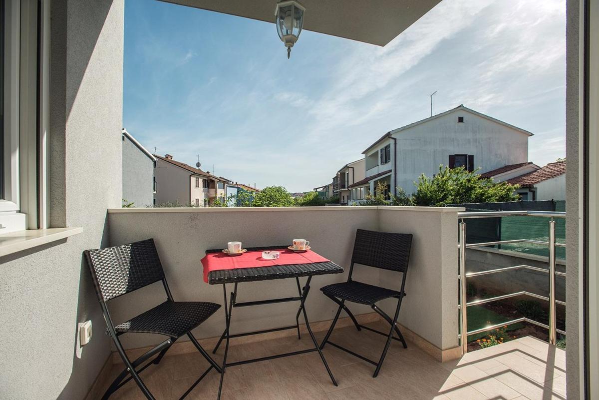 Apartments Elviana 普拉 外观 照片