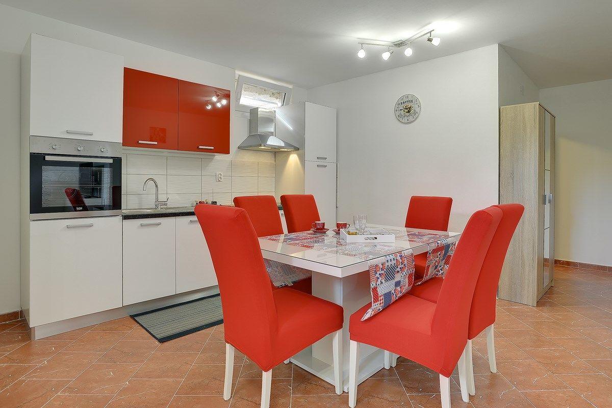 Apartments Elviana 普拉 外观 照片